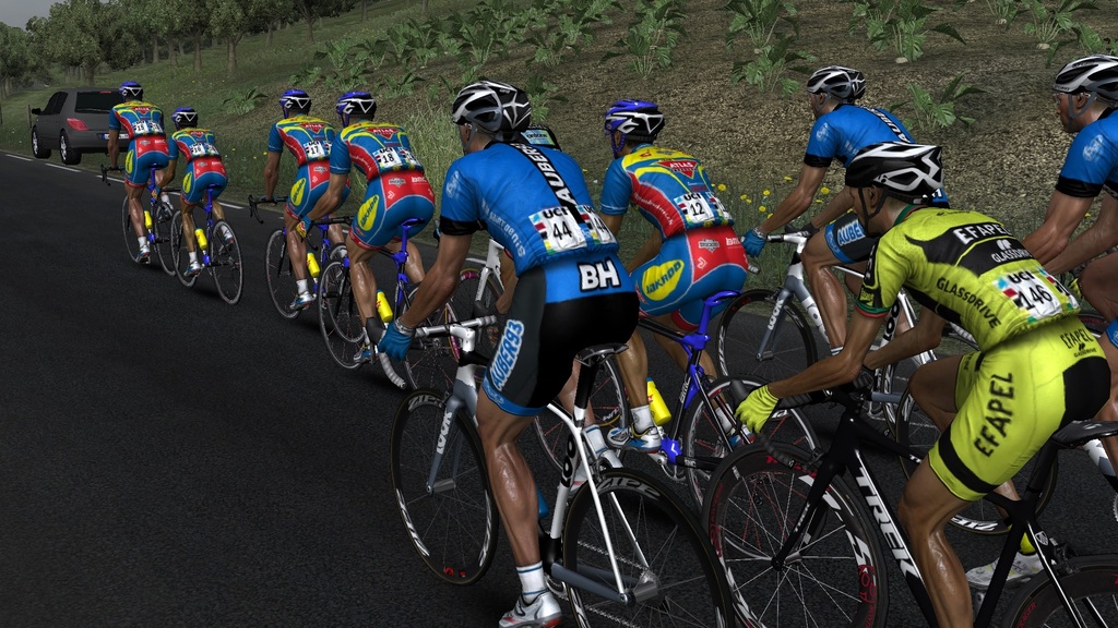 s3.amazonaws.com/static.fixphotobucket.com/3-080-CENTRAL EUROPEAN TOUR-BUDAPEST GP/3-080-PIC 003_zpsu5id9pbw.jpg